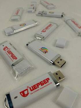 USB-флешка на 16 Гб «Орландо» - «Цербер-Пермь».  5