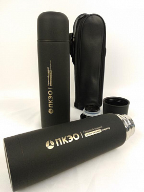 Термос «Ямал Soft Touch» черный матовый с чехлом с лазерной гравировкой